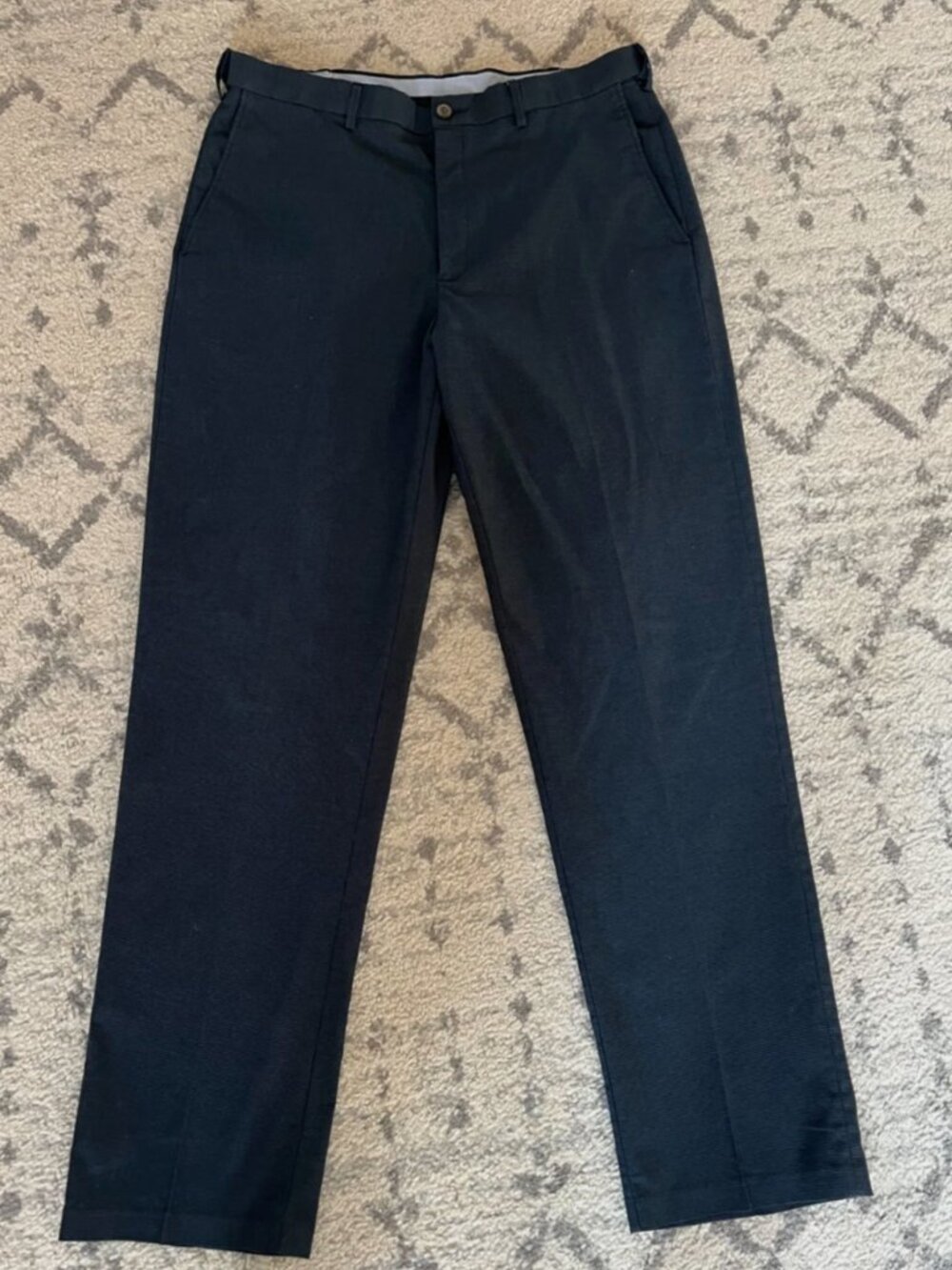 Haggar Mens Classic Fit Comfort Waist Premium Pant